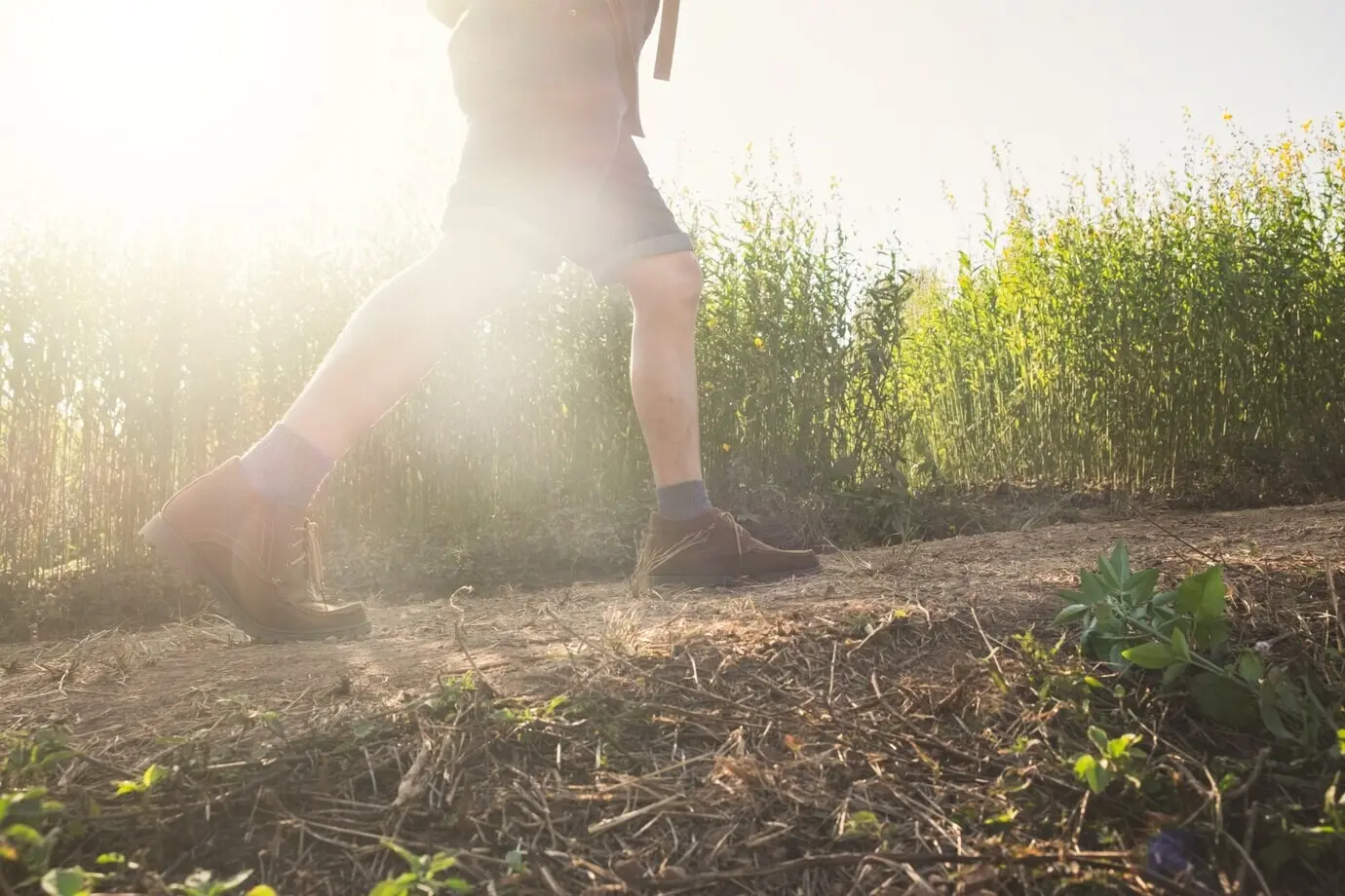 Idee und Konzept für Entspannung, Abenteuer und Lifestyle beim Wandern und Reisen.